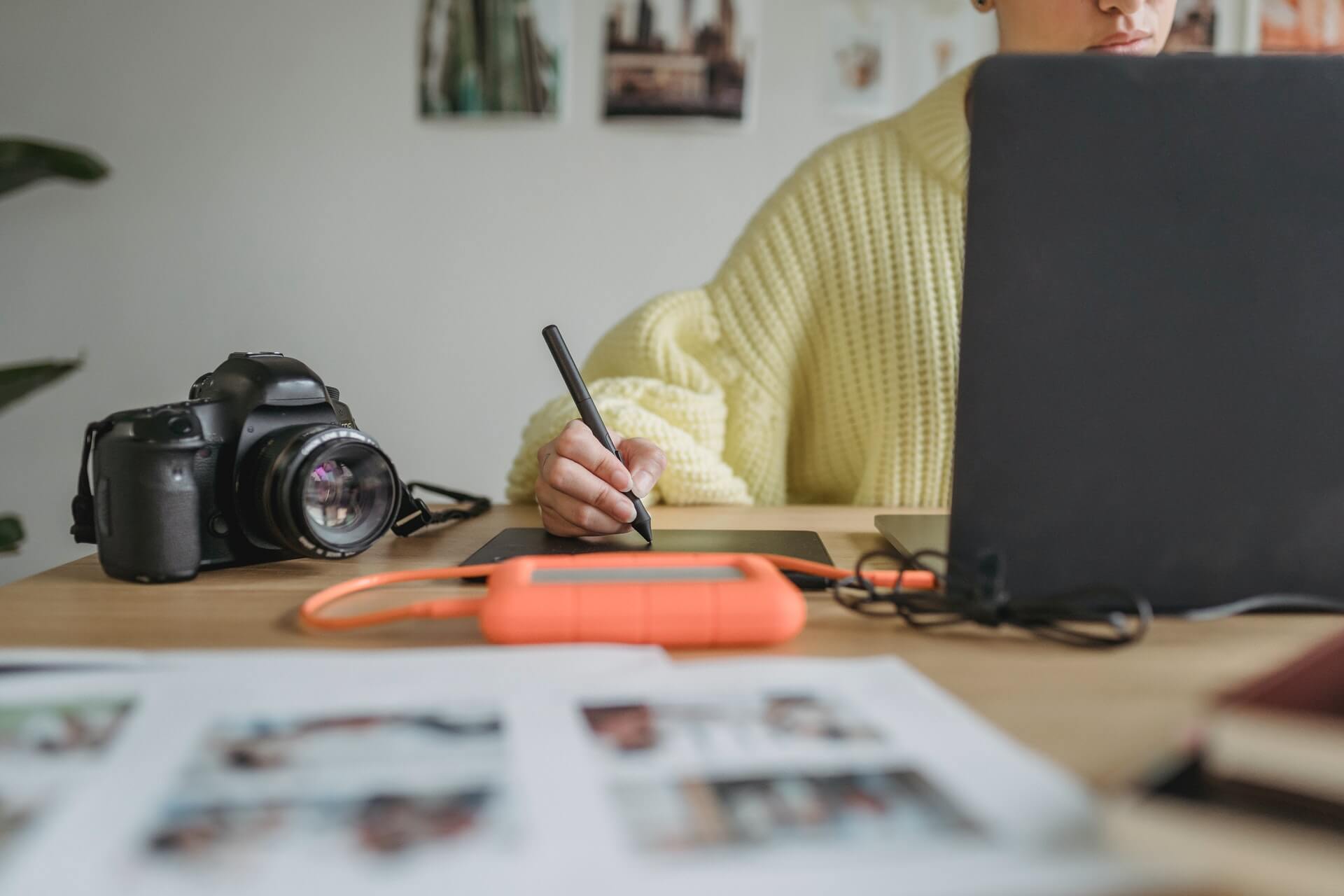 Working in agency