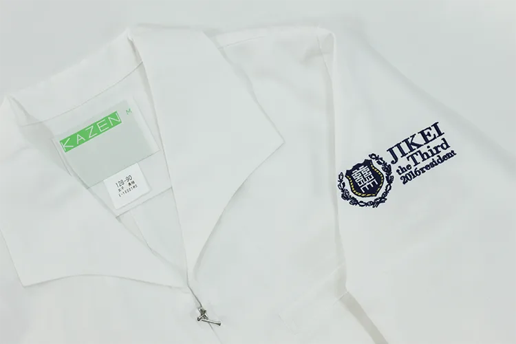 JIKEI the Third 2016 residents の刺繍（白衣・スクラブへの着用イメージ）