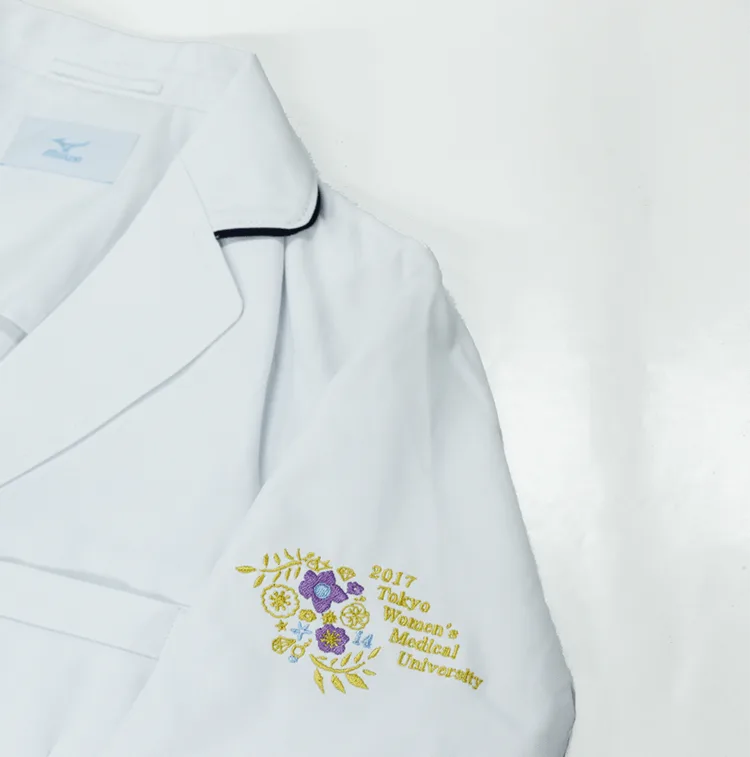 2017 Tokyo Women’s Medical University の刺繍（ディテール）
