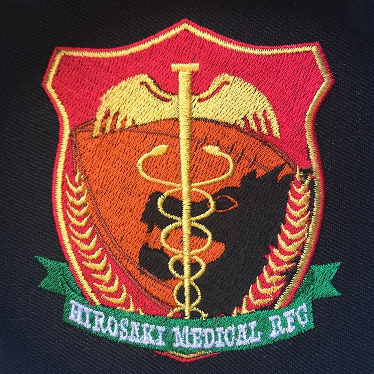 HIROSAKI MEDICAL R.F.C のエンブレム・月桂樹。医療スクラブ・白衣に施した刺繍の実績