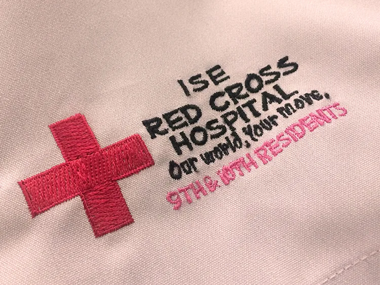 ISE RED CROSS HOSPITAL 9TH&10TH RESIDENTS の刺繍（ディテール）