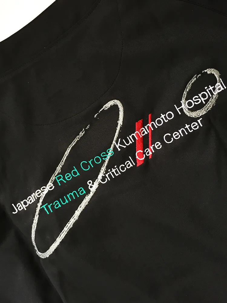 Japanese Red Cross Kumamoto Hospital Trauma & Critical Care Center の刺繍（ディテール）