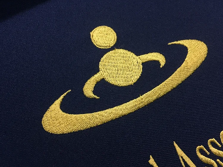 Kagoshima Medical Association Hospital Gynecological の刺繍（ディテール）