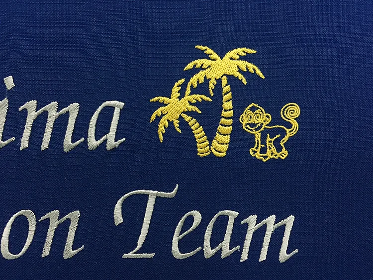 Kushima Resuscitation Team の刺繍（ディテール）