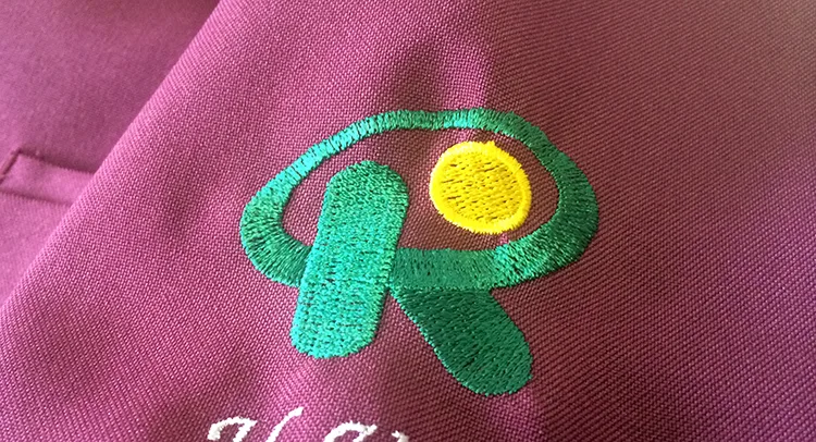 Kushiro Rosai Hospital  Junior Resident 2014-2016 の刺繍（ディテール）