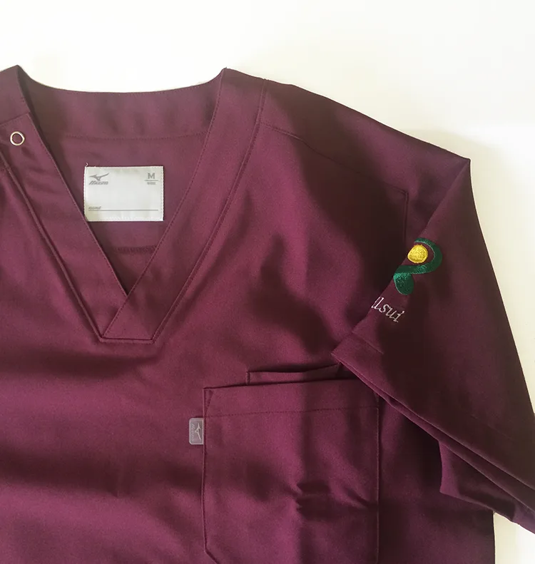 Kushiro Rosai Hospital  Junior Resident 2014-2016 の刺繍（ディテール）