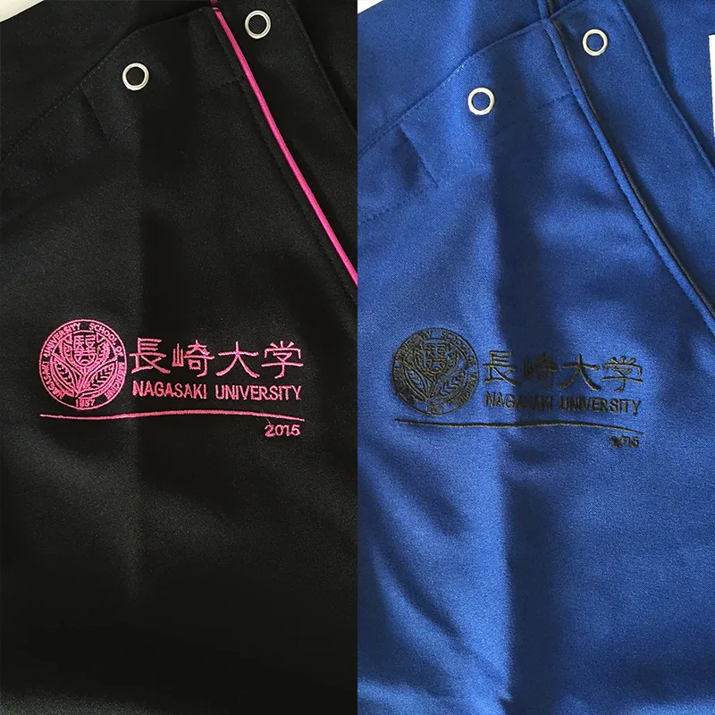 NAGASAKI UNIVERSITY の刺繍（ディテール）