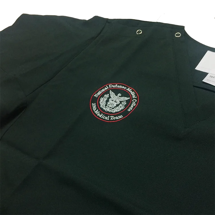 National Defense Medical College 35th Medical Team の刺繍（白衣・スクラブへの着用イメージ）