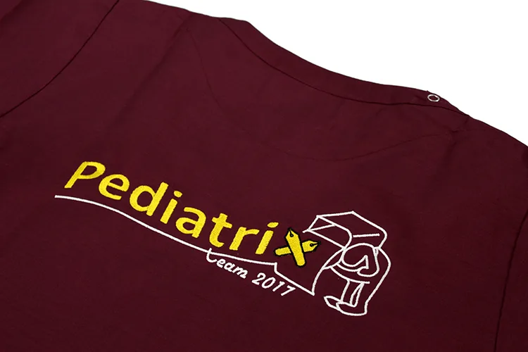 Pediatrix team 2017 の刺繍（白衣・スクラブへの着用イメージ）