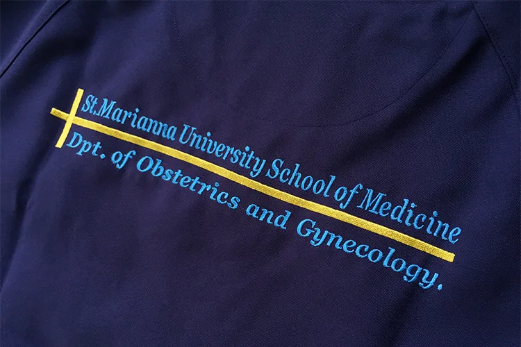 St.Marianna University School of Medicine Dpt. of Obstetrics and Gynecology. の刺繍（ディテール）
