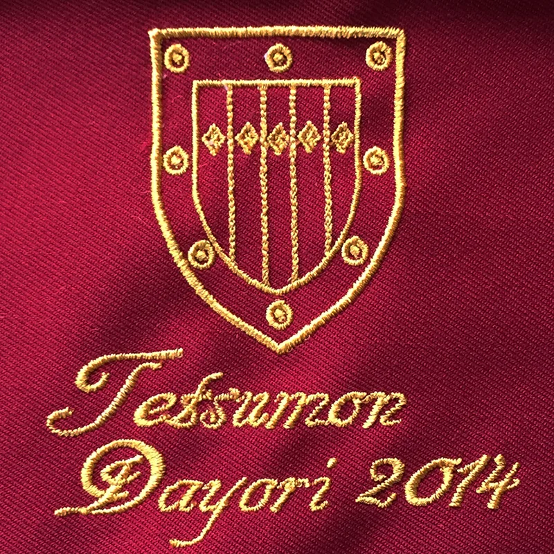 Tetsumon Dayori 2014 のエンブレム・オリジナルロゴ。医療スクラブ・白衣に施した刺繍の実績