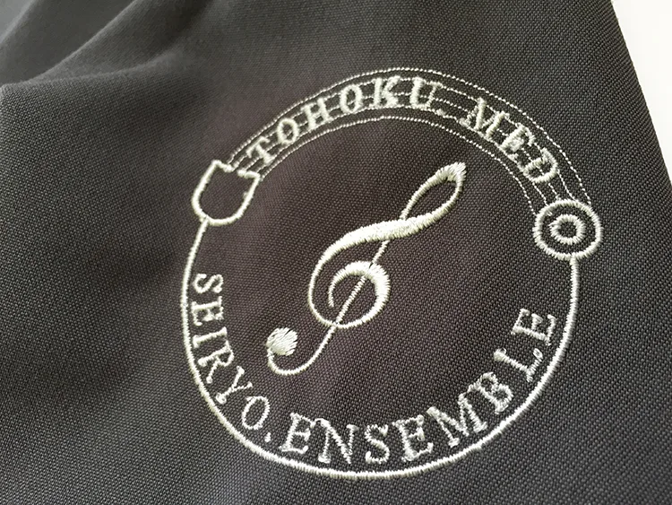 TOHOKU. MED の刺繍（ディテール）