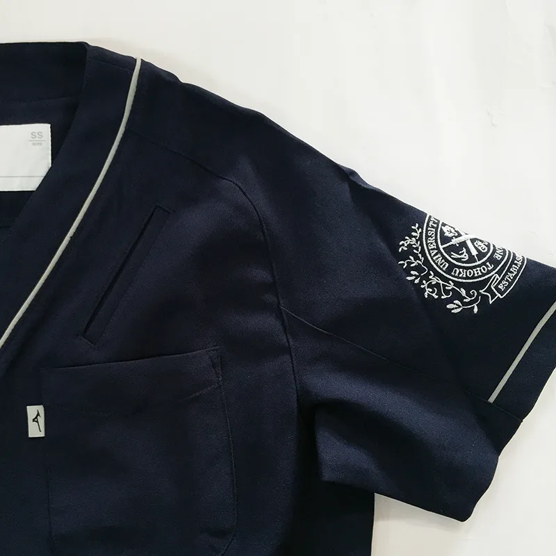 TOHOKU UNIVERSITY SCHOOL OF MEDICINE の刺繍（ディテール）