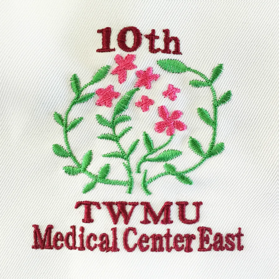TWMC Medical Center East 10 th のオリジナルロゴ・草花。医療スクラブ・白衣に施した刺繍の実績