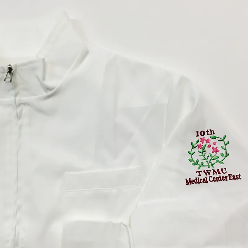 TWMC Medical Center East 10 th の刺繍（ディテール）