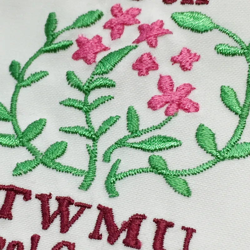 TWMC Medical Center East 10 th の刺繍（ディテール）