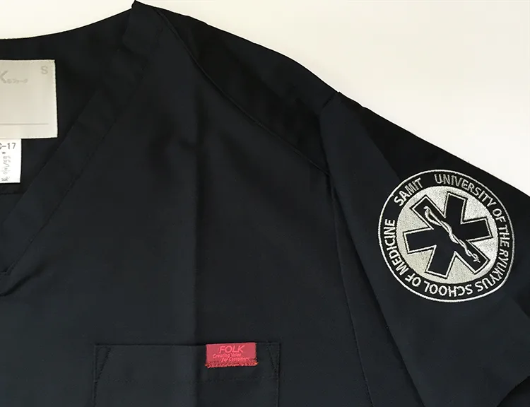 UNIVERSITY OF THE RYUKYUS SCHOOL OF MEDICINE SAMIT の刺繍（ディテール）