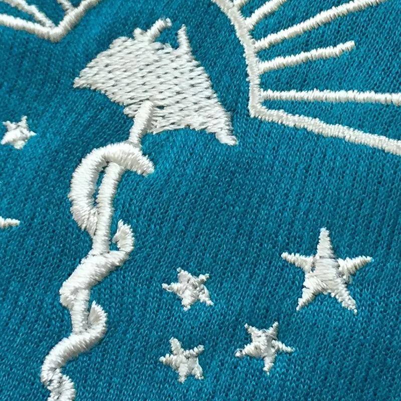 YAEYAMA の刺繍（ディテール）