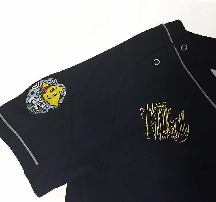 YOKOHAMA CITY UNIVERSITY HOSPITAL の刺繍（白衣・スクラブへの着用イメージ）