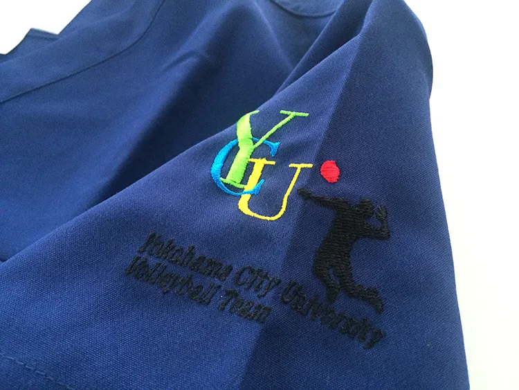 Yokohama City University Volleyball Team の刺繍（ディテール）