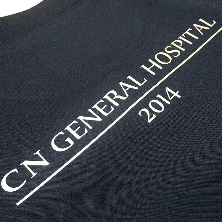 CN GENERAL HOSPITAL 2014 のプリント（白衣・スクラブへの着用イメージ）