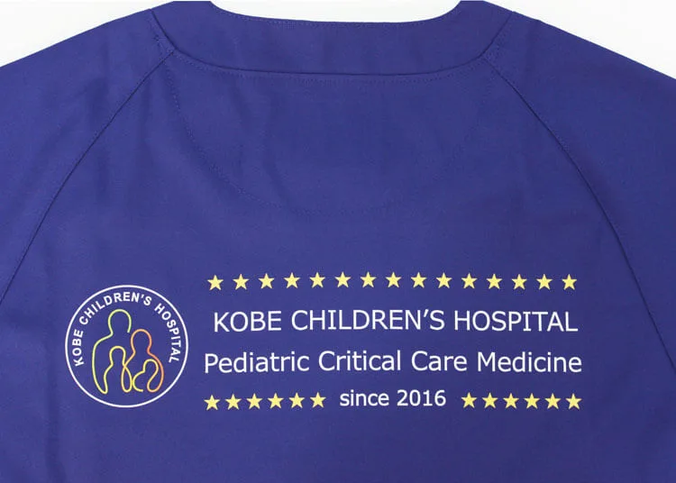 KOBE CHILDREN’S HOSPITAL Pediatric Critical Care Medicine のフルカラープリント・小児科。医療スクラブ・白衣に施したプリントの実績
