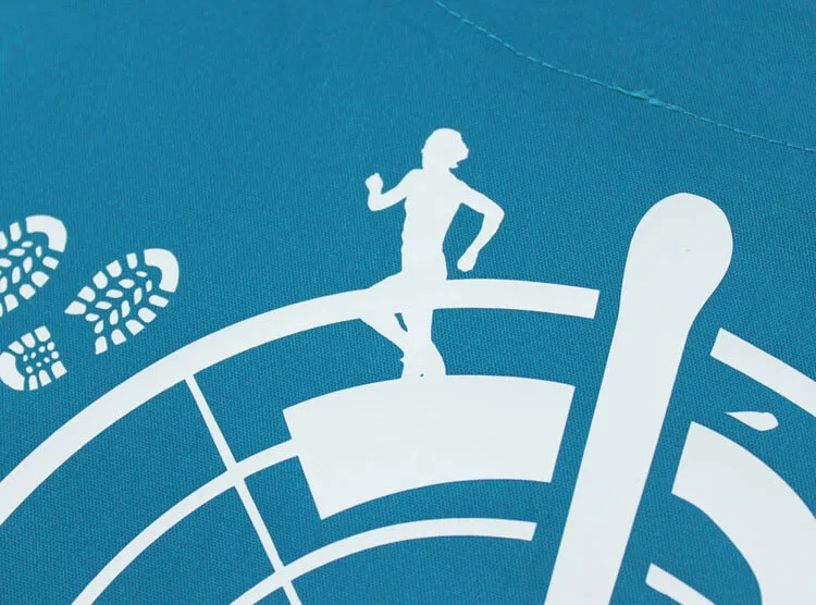 KUHP Running Club 2016 のプリント（白衣・スクラブへの着用イメージ）