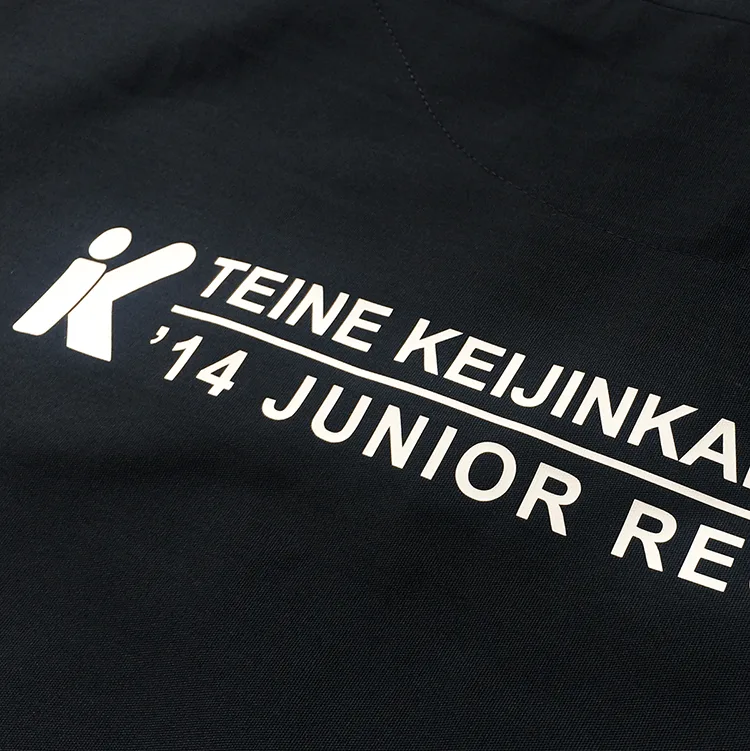 TEINE KEIJINKAI HOSPITAL ’14 JUNIOR RESIDENTS のプリント（白衣・スクラブへの着用イメージ）