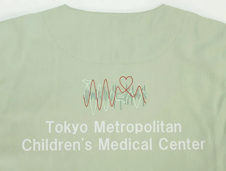 Tokyo Metropolitan Children’s Medical Center のフルカラープリント・小児科。医療スクラブ・白衣に施したプリントの実績