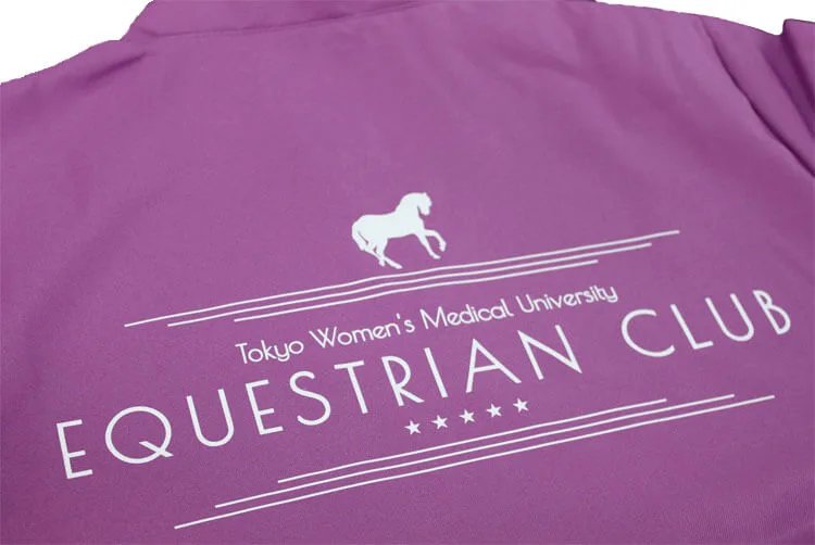 Tokyo Women’s Medical University EQUESTRIAN CLUB のプリント（白衣・スクラブへの着用イメージ）